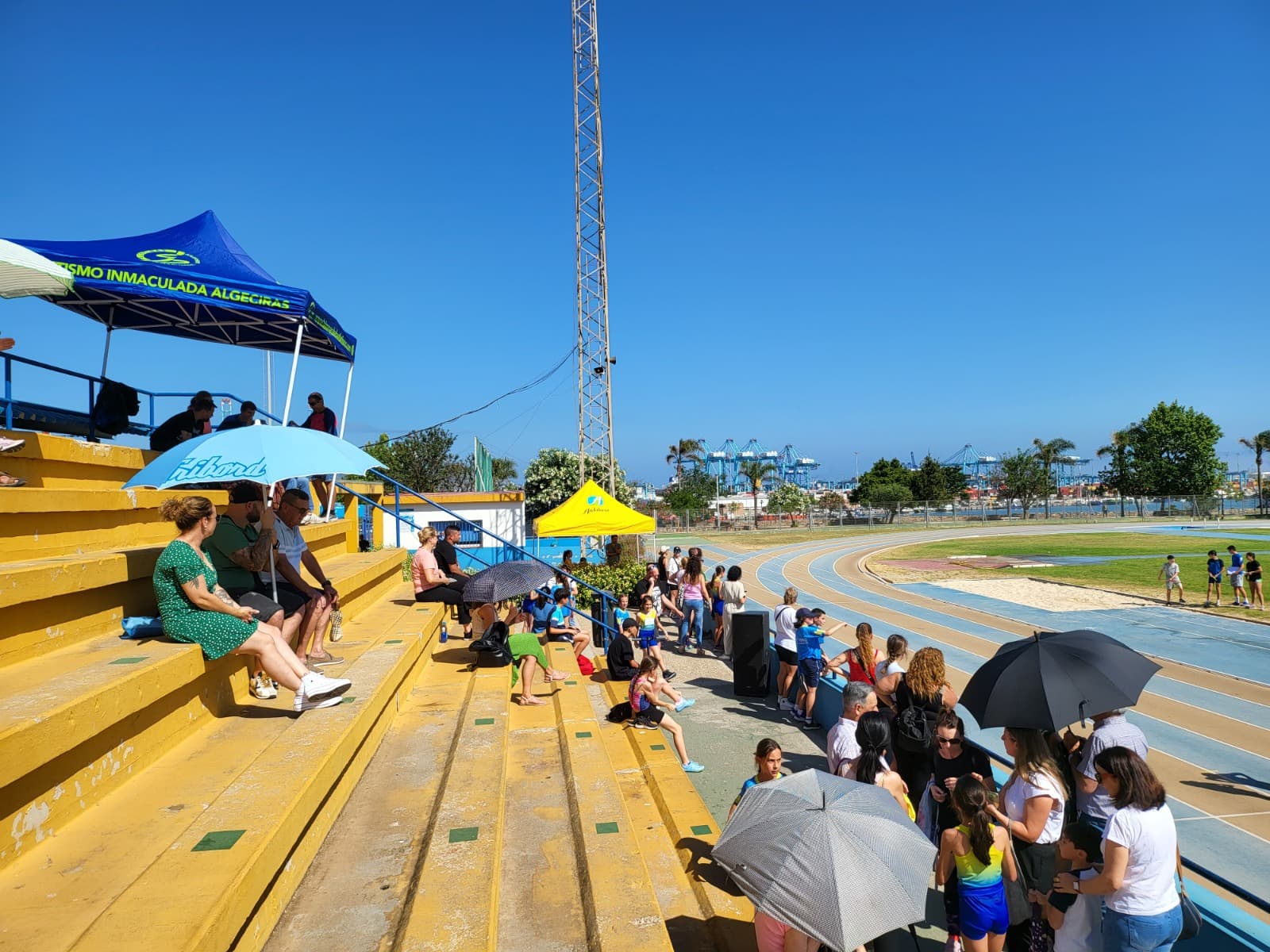 Grada de la pista de atletismo